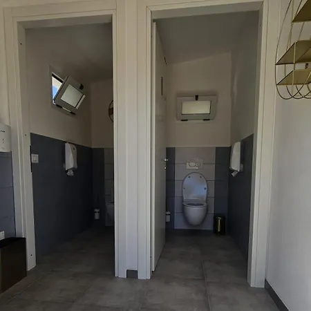 אתר קמפינג Piuma Mobilehome קרדדו